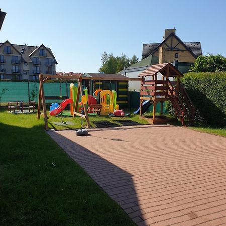 Apartamentowe Domki Drewniane Colorado Villa Karwia Dış mekan fotoğraf