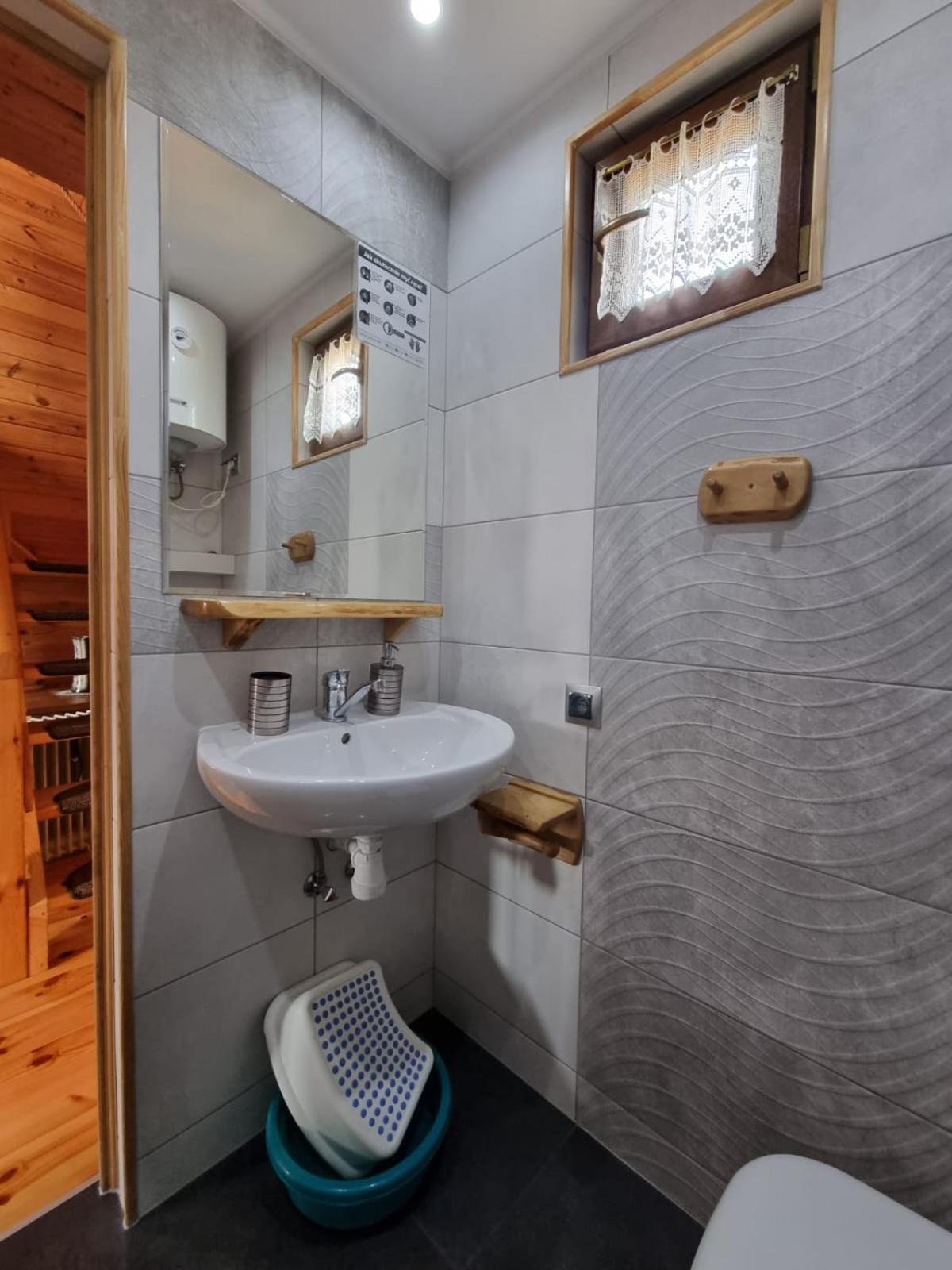 Apartamentowe Domki Drewniane Colorado Villa Karwia Dış mekan fotoğraf
